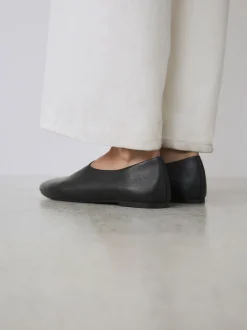 Zwart - Forever Comfort® Leather Hight Cut Ballet Flats