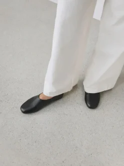 Zwart - Forever Comfort® Leather Hight Cut Ballet Flats