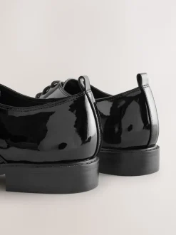 Zwart - Forever Comfort® Patent Almond Toe Lace-Up Shoes