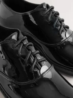Zwart - Forever Comfort® Patent Almond Toe Lace-Up Shoes