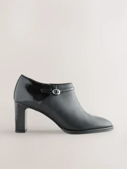 Zwart - Forever Comfort® Round Toe Block Heel Buckle Detail Shoe Boots