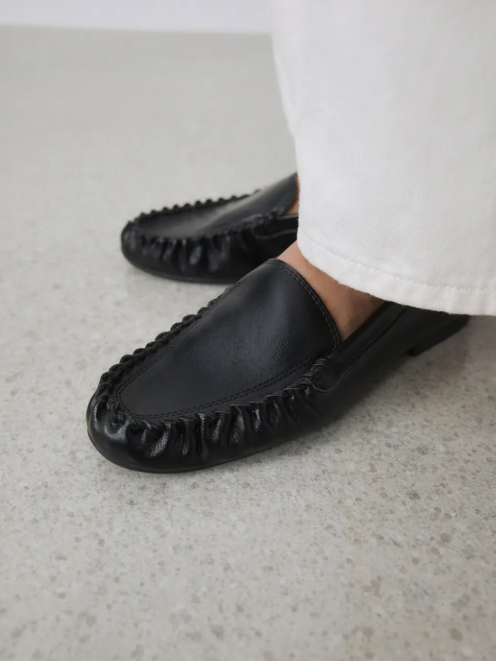 Zwart - Forever Comfort® Soft Ruched Loafers