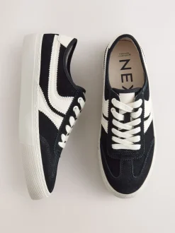 Zwart - Forever Comfort® Suede Side Stripe Skater Lace Up Trainers