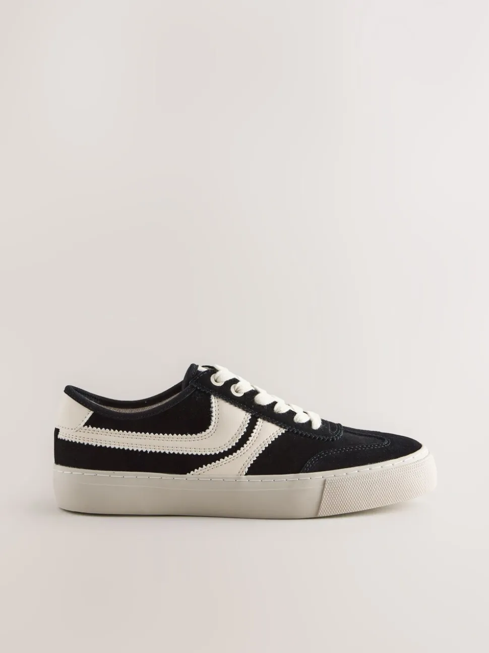 Zwart - Forever Comfort® Suede Side Stripe Skater Lace Up Trainers