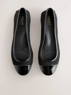 Zwart - Forever Comfort® Toe Cap Ballerina Shoes