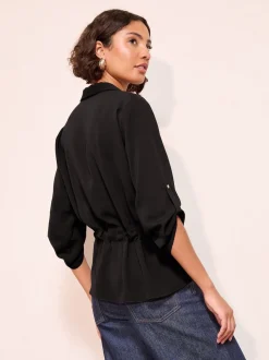 Zwart - Friends Like These Utility Style Tie Waist Shirt