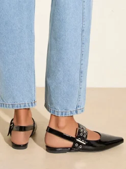 Zwart - Friends Like These Buckle Slingback Pointed Toe Faux Patent Leather Ballerina Shoes
