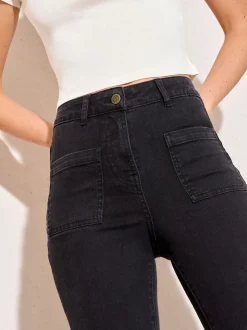 Zwart - Friends Like These jeans met zakken, hoge taille en uitlopende pijpen