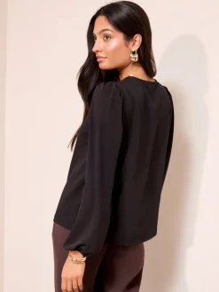 Zwart - Friends Like These Long Sleeve Pleat Front Detail Blouse