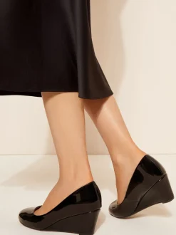 Zwart - Friends Like These pumps met ronde neus en middelhoge sleehak