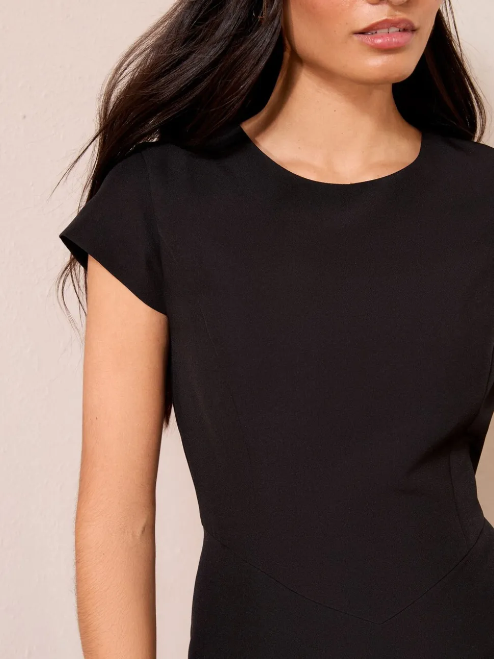 Zwart - Friends Like These Lantern Mini Dress