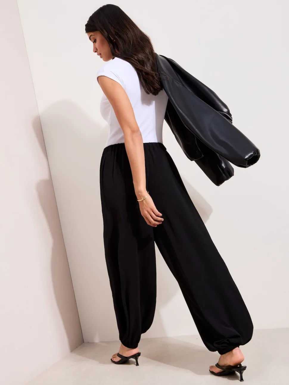 Zwart - Friends Like These Balloon Trousers With Elasticated Waist