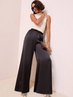 Zwart - Friends Like These Super Wide Leg Satin Trousers