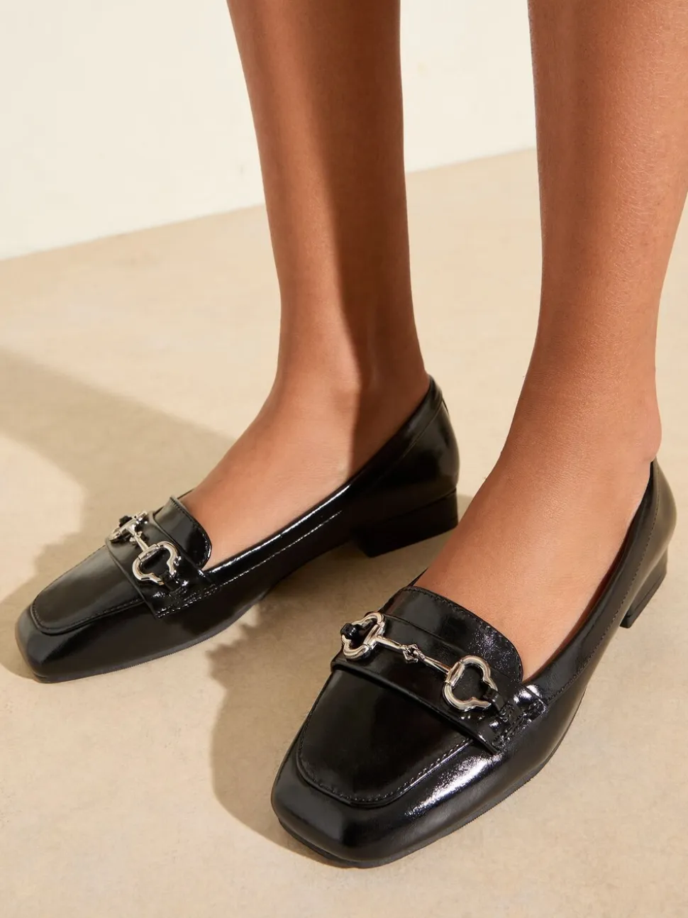 Zwart - Friends Like These Snaffle Square Toe Low Block Heel Comfort Faux Leather Loafer Shoes