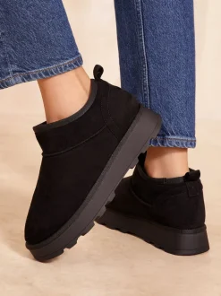 Zwart - Friends Like These Cosy Faux Fur Lined Ankle Suede Boots