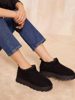 Zwart - Friends Like These Cosy Faux Fur Lined Ankle Suede Boots