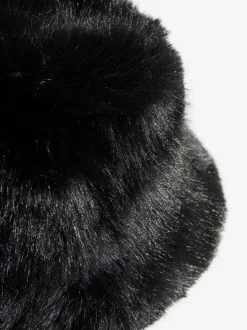 Zwart - Friends Like These Faux Fur Bucket Hat
