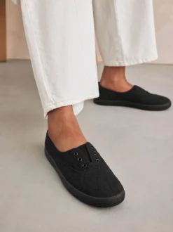 Zwart - Geborduurde veterloze canvas instapsneakers