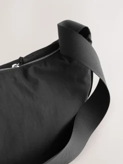 Zwart - Grote nylon schoudertas
