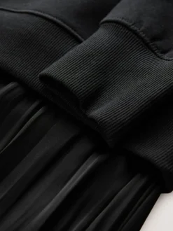 Zwart - 2-In-1 Sweatshirt met Satijnen Midi Rok