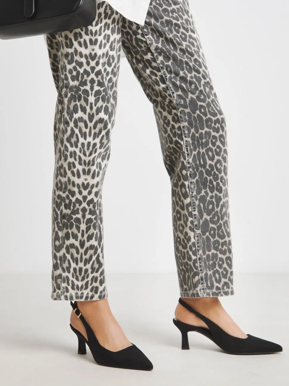 Zwart - JD Williams Pointed Toe Slingback Heels