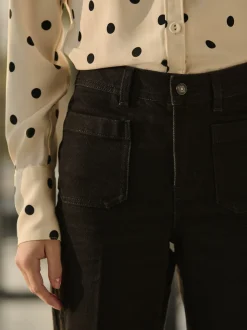 Zwart - Jeans met wijde pijpen en opgestikte zakken