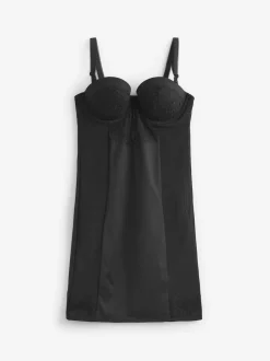 Zwart - Kanten slipdress met cups en sterke buikcorrectie