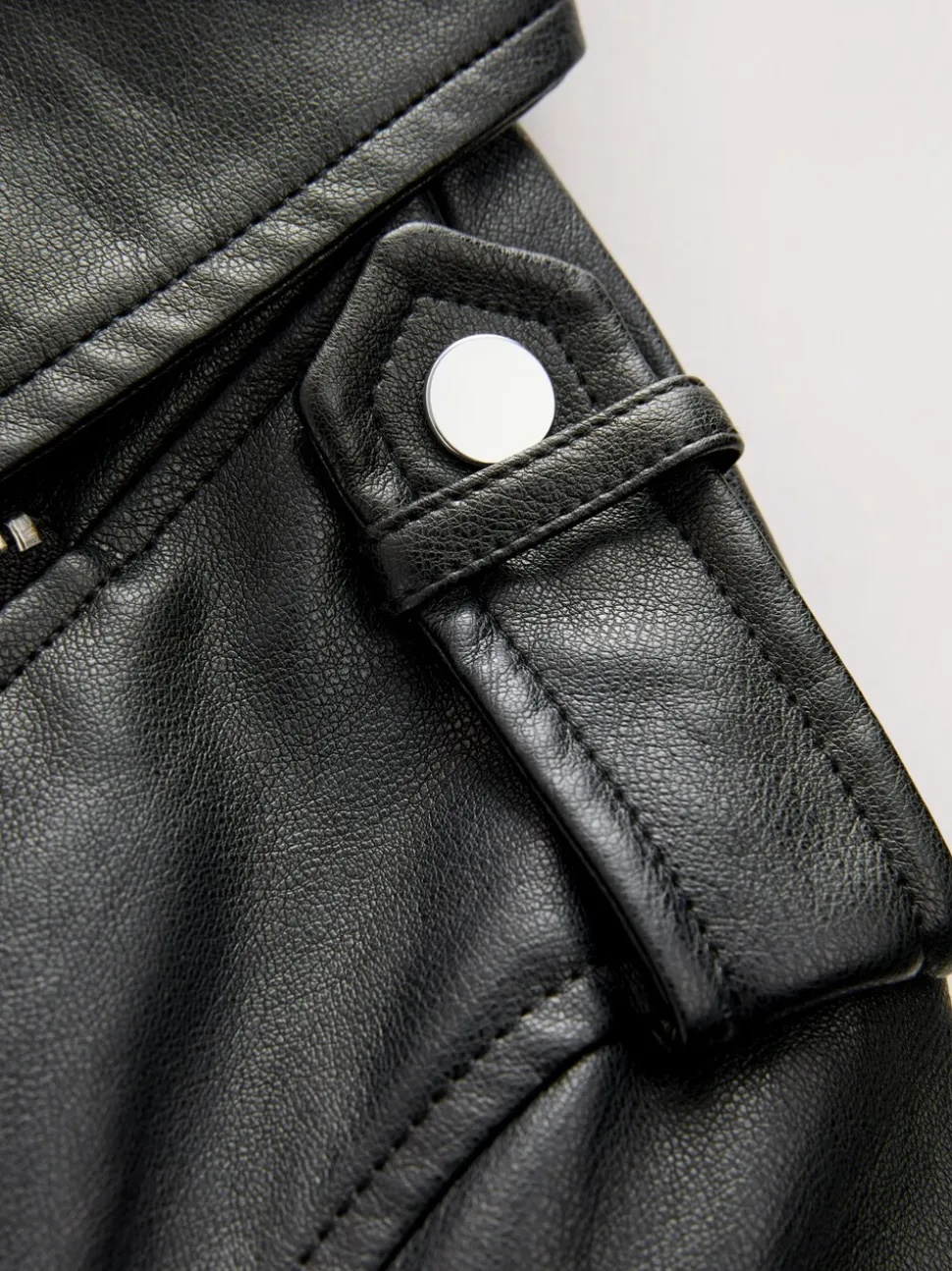 Zwart - Kunstleren bikerjack