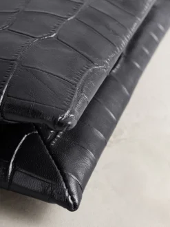 Zwart - Leather Croc Cross-Body Bag