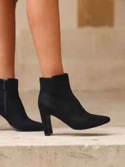Zwart - Linzi Alisha Point Toe Block Heeled Ankle Boots