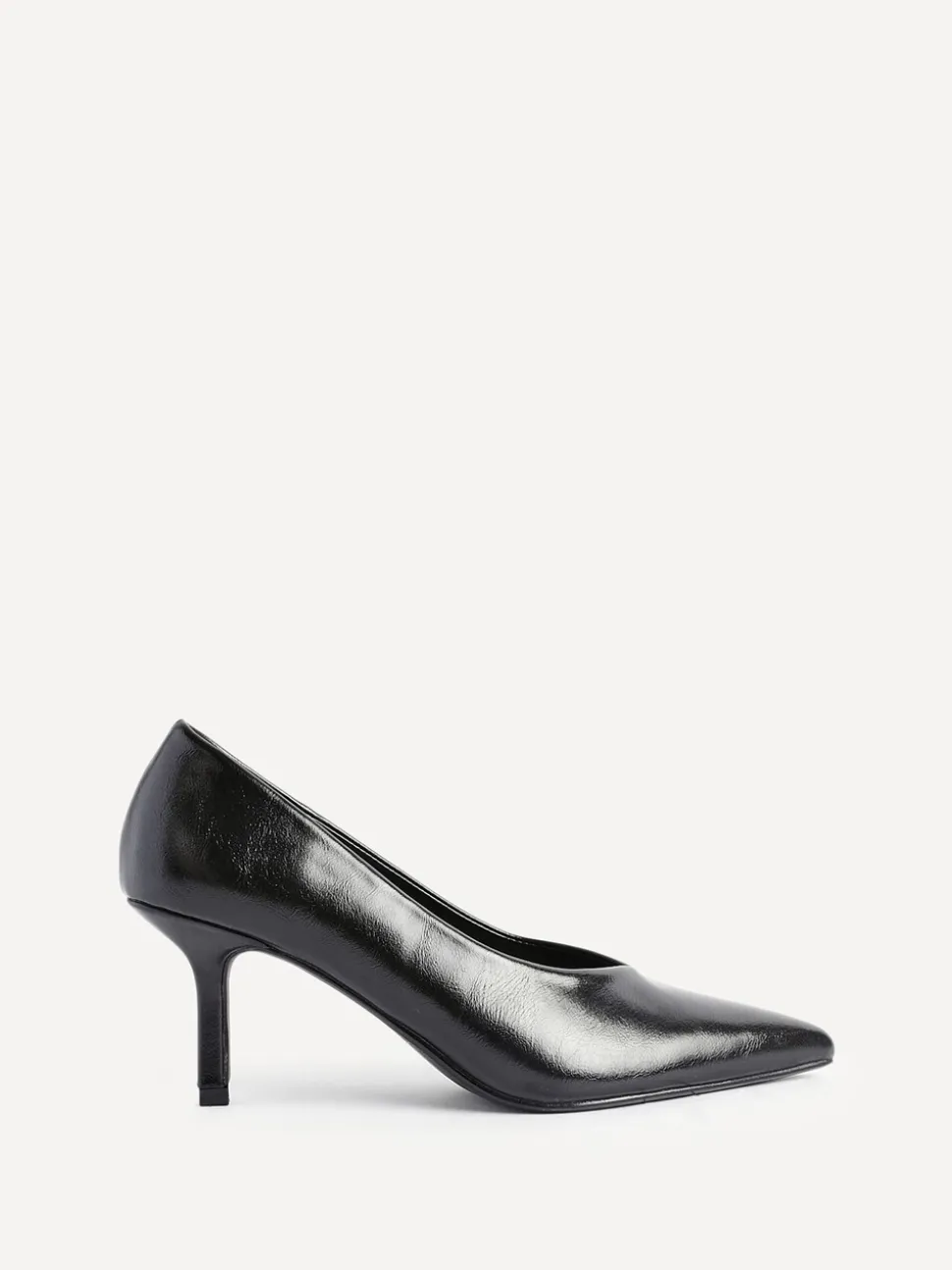 Zwart - Linzi Bellamy V-Shaped Closed Toe Court Heels