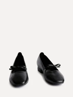 Zwart - Linzi Cressida Pumps Met Strikdetail