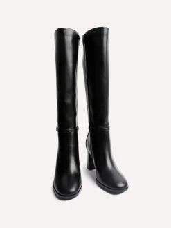 Zwart - Linzi Midtown Block Heel High Leg Boots With Buckle Detail