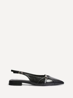 Zwart - Linzi Prague Lage schoenen met spitse neus en gespdetail