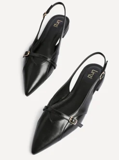 Zwart - Linzi Prague Lage schoenen met spitse neus en gespdetail