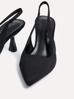Zwart - Linzi Presley pumps met naaldhakken en spitse neus
