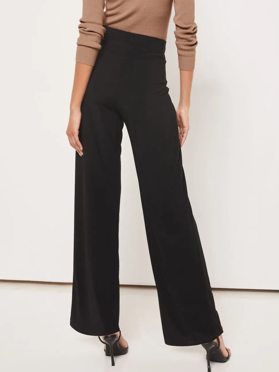 Zwart - Lipsy - Broek met wijde pijpen en hoge taille