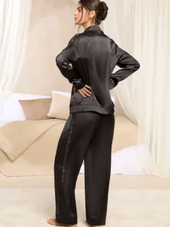 Zwart - Lipsy satijnen pyjamaset met lange mouwen en kanten details