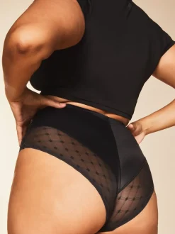 Zwart - Lipsy vormgevende shapewear slip met hoge taille met medium buikcorrectie