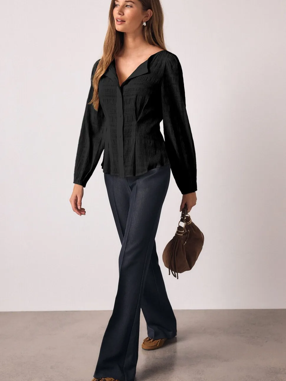 Zwart - Long Sleeve Boatneck Textured Button-Front Blouse