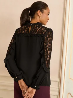 Zwart - Love & Roses Crew Neck Lace Yoke Long Sleeve Blouse
