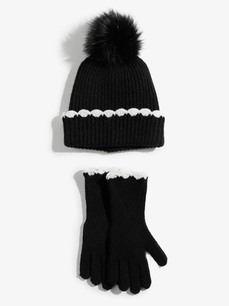 Zwart - Love & Roses Scallop Trim Ribbed Pom Hat and Gloves Set