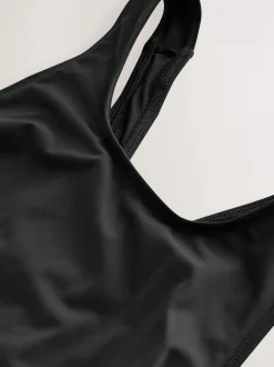 Zwart - Menstruatiebadpak met hoge hals