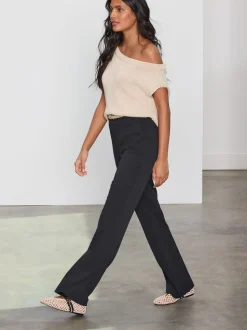 Zwart - Modieus gesneden bootcut broek