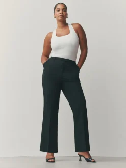 Zwart - Modieuze Hourglass broek met bootcut
