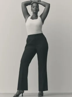 Zwart - Modieuze Hourglass broek met bootcut