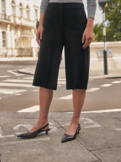 Zwart - Modieuze lange shorts