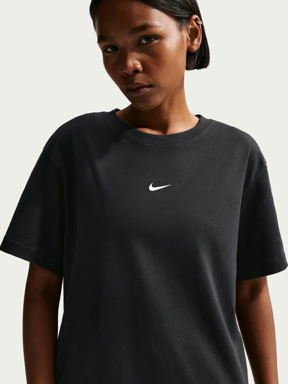 Zwart - Nike Sportswear Essential Oversized T-Shirt