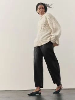 Zwart - Nothing Ordinary Faux Leather Barrel Leg Trousers
