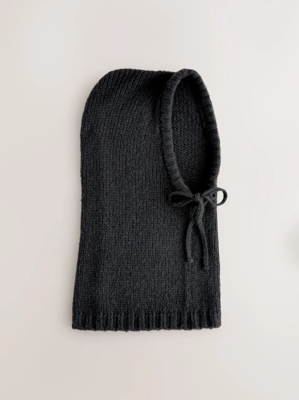 Zwart - Nothing Ordinary Knitted Hooded Snood With Wool